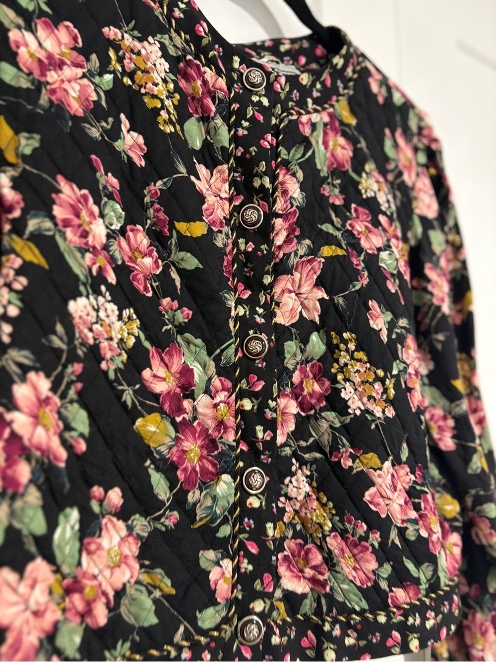 Vintage Floral Quilted Bomber Jacket Black Pink Floral Size Medium - Picture 4 of 12